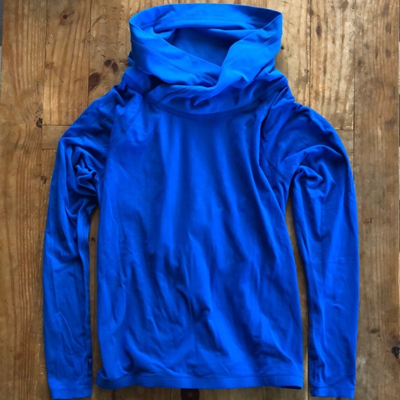 lululemon athletica Tops - Lululemon W’s 8 Royal Blue Tunic with thumbloops